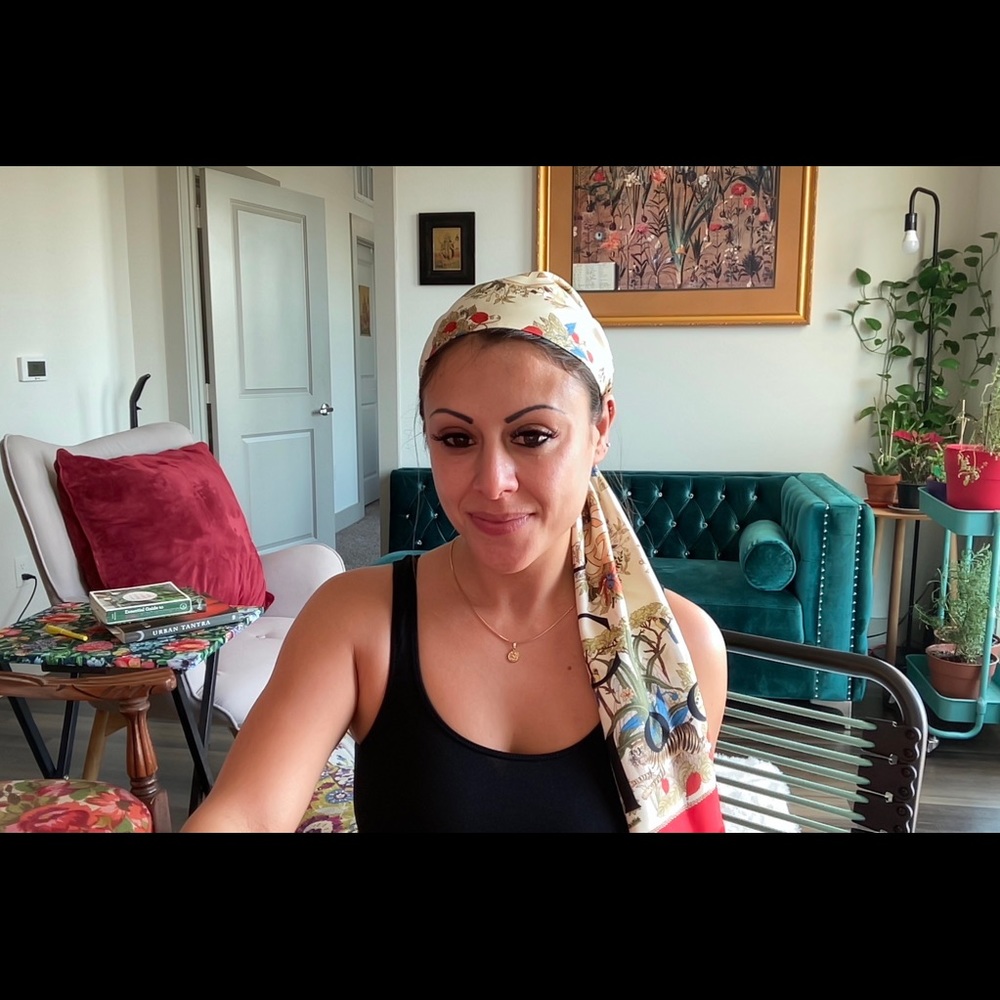 Meet your Posher, Alicia